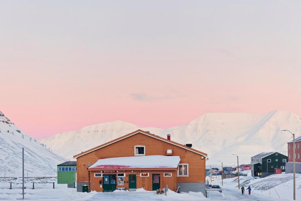 Coal Miners' Cabins Longyearbyen Exterior photo