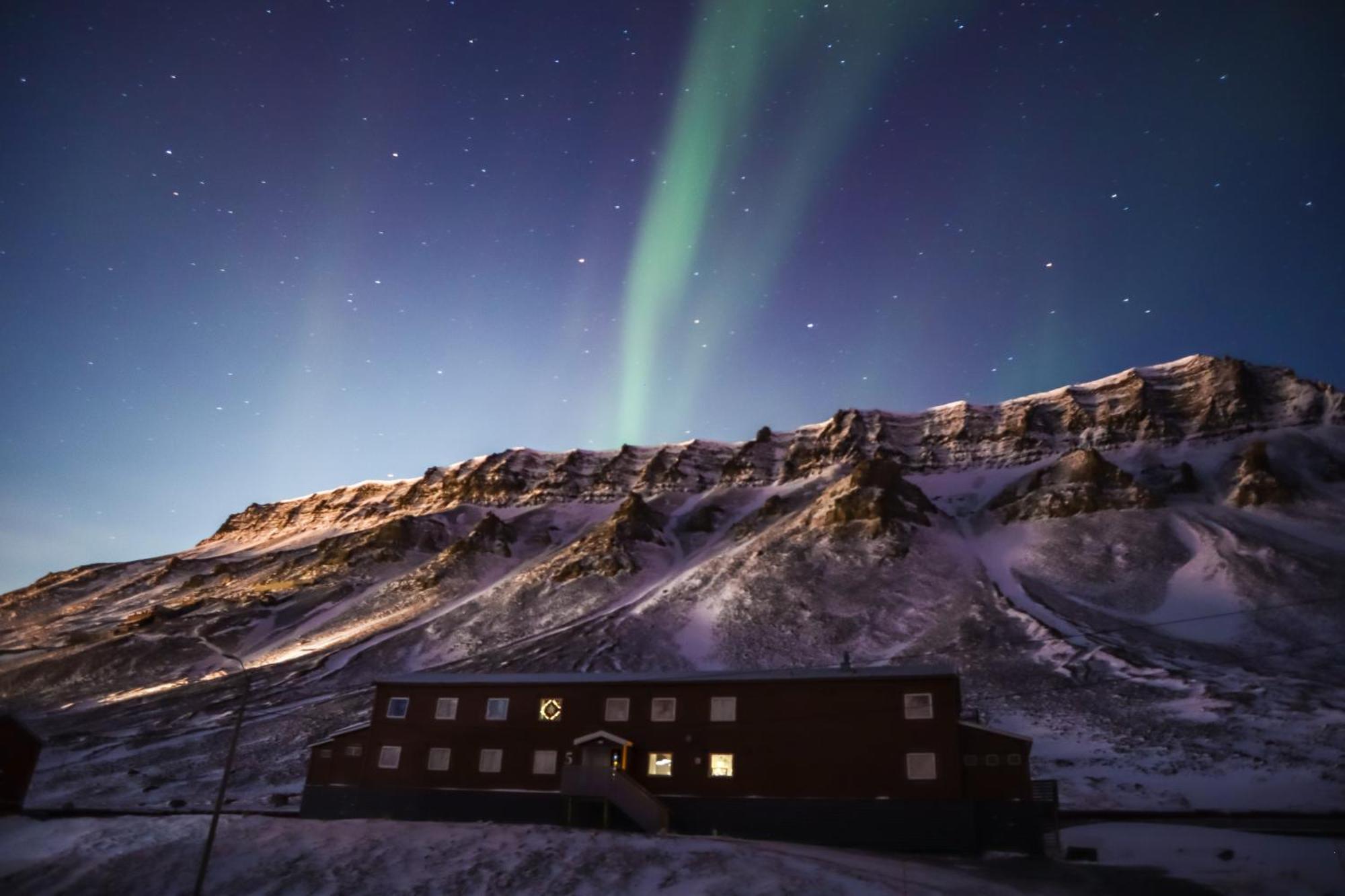 Coal Miners' Cabins Longyearbyen Exterior photo